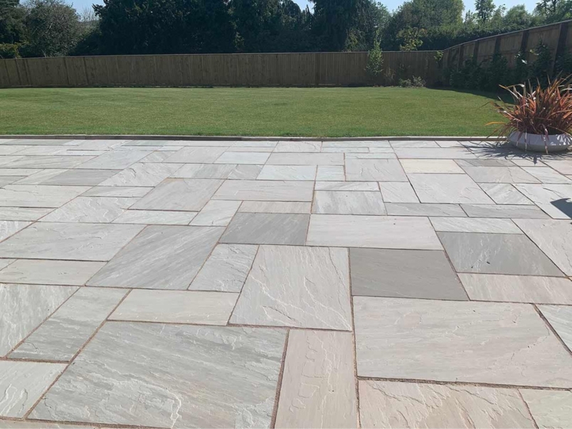 Making the most of your outdoor space with White Hall Flagstones